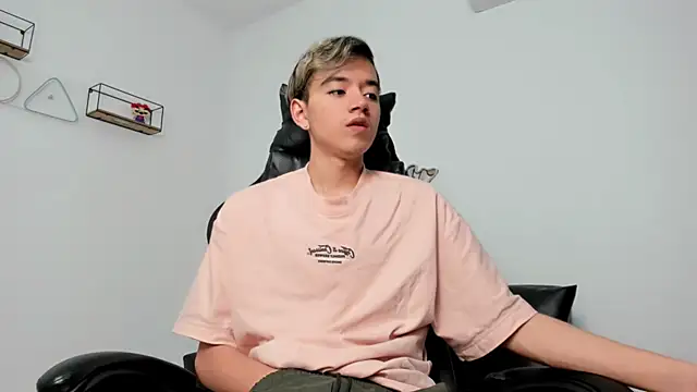 bunny maxi online show from March 10, 12:37 pm