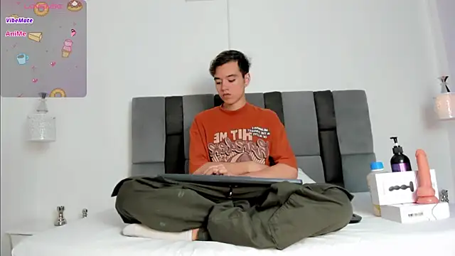 bunny maxi online show from March 19, 12:34 pm