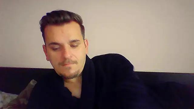 Huge cock22cm online show from December 2, 6:52 am