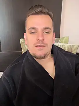 Huge cock22cm online show from May 2, 7:35 am