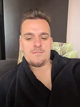 Huge cock22cm online show from May 31, 6:53 am