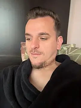 Huge cock22cm online show from June 12, 7:51 am