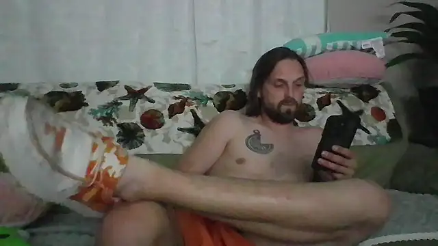 VitaminDrewFl online show from May 7, 1:55 am
