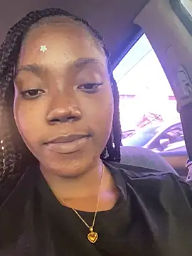 Snapshot of NillaMontana chatting on January 29, 7:43 pm NillaMontana online show from January 29, 7:43 pm