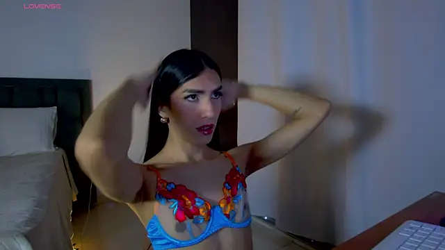 AlanaSofiia online show from July 3, 4:02 pm