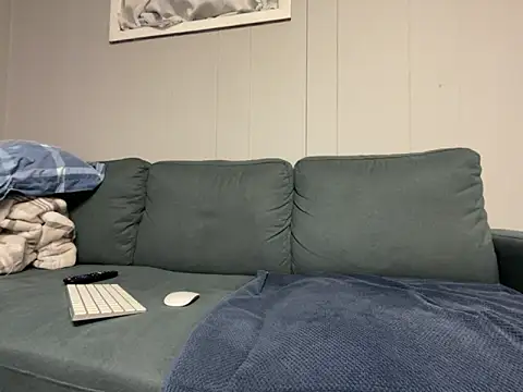 Snapshot of mouser21212 chatting on December 30, 10:34 pm mouser21212 online show from December 30, 10:34 pm