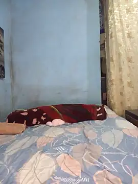 Snapshot of TaurusBallz chatting on September 12, 4:12 am TaurusBallz online show from September 12, 4:12 am