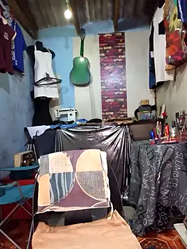 Snapshot of TaurusBallz chatting on September 16, 6:20 pm TaurusBallz online show from September 16, 6:20 pm