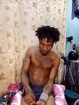 Snapshot of TaurusBallz chatting on September 23, 9:12 am TaurusBallz online show from September 23, 9:12 am