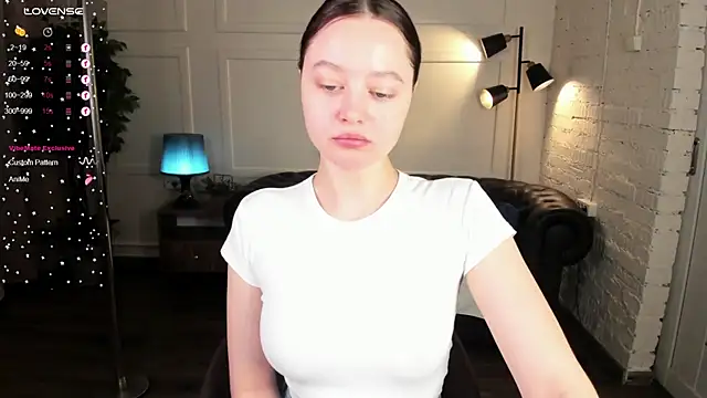 Snapshot of n0_nude chatting on December 2, 4:40 am n0 nude online show from December 2, 4:40 am