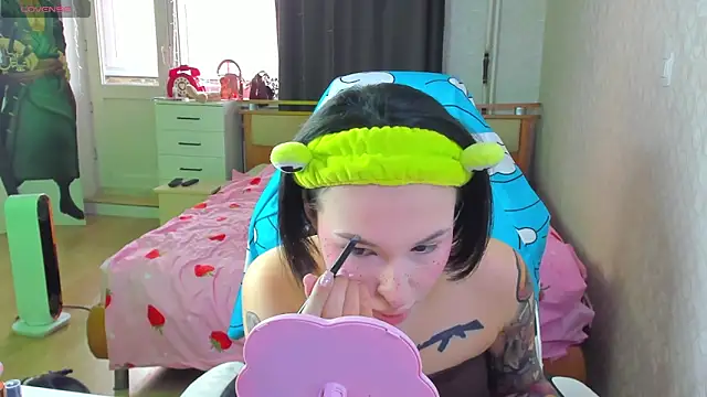 folinskayyya online show from February 27, 6:57 am