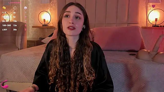 Amy-Parrish online show from December 20, 8:05 pm