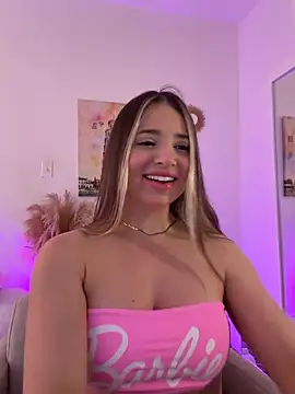 Ashleyjenner  online show from April 30, 3:18 pm