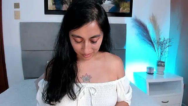 Snapshot of LisaHadwin chatting on February 7, 6:24 pm LisaHadwin online show from February 7, 6:24 pm