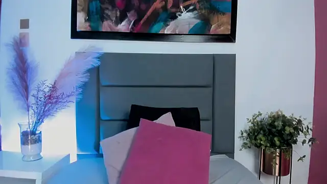 Snapshot of LisaHadwin chatting on February 27, 9:25 pm LisaHadwin online show from February 27, 9:25 pm