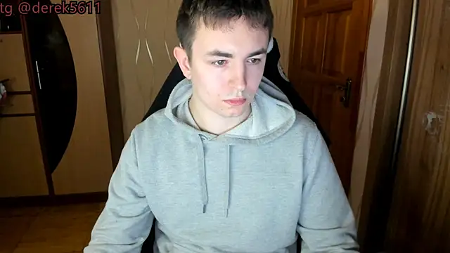 Snapshot of bigmark033 chatting on March 6, 1:18 pm bigmark033 online show from March 6, 1:18 pm