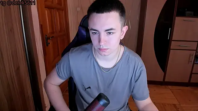 Snapshot of bigmark033 chatting on March 31, 2:17 pm bigmark033 online show from March 31, 2:17 pm