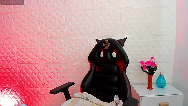 Alessandraa ferri  online show from February 13, 9:06 pm