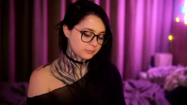 Snapshot of AcidPie chatting on January 16, 1:06 am AcidPie online show from January 16, 1:06 am