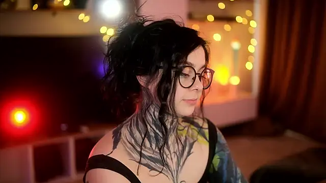 Snapshot of AcidPie chatting on March 8, 6:32 am AcidPie online show from March 8, 6:32 am