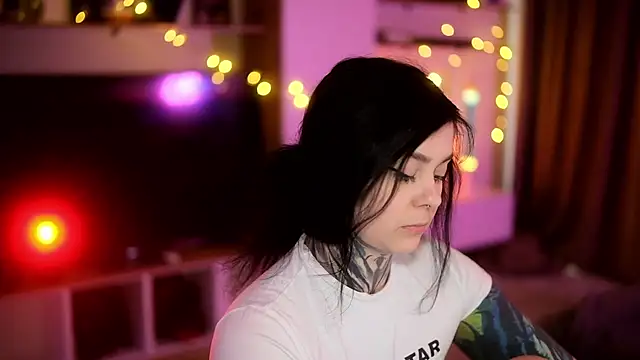 Snapshot of AcidPie chatting on March 13, 8:15 am AcidPie online show from March 13, 8:15 am