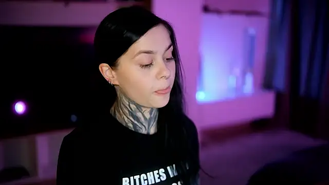 Snapshot of AcidPie chatting on October 9, 7:56 pm AcidPie online show from October 9, 7:56 pm