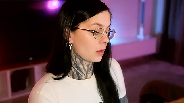 Snapshot of AcidPie chatting on February 14, 9:00 pm AcidPie online show from February 14, 9:00 pm