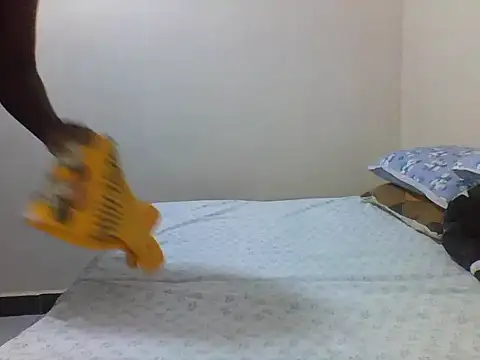 princess-cutie12 online show from October 5, 1:09 pm