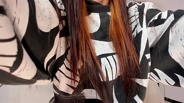 Snapshot of Nicolle_foxy chatting on October 17, 1:14 pm Nicolle foxy online show from October 17, 1:14 pm
