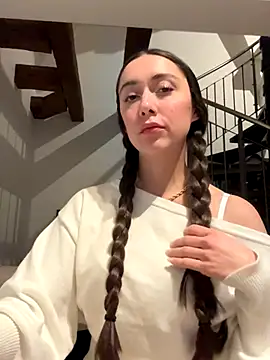 emiliasommer online show from November 25, 7:47 pm