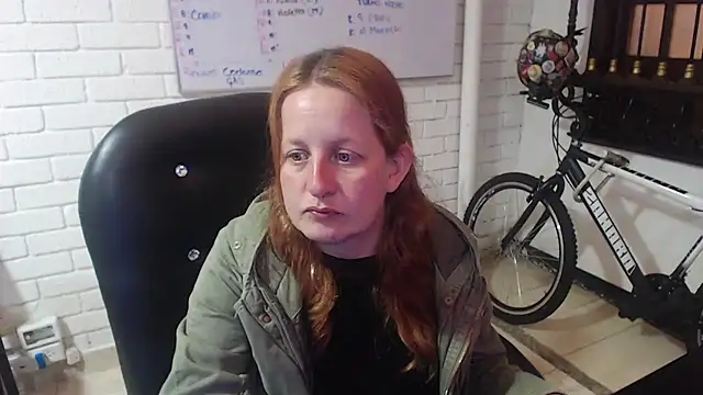 ViioletaMora online show from February 13, 7:31 pm