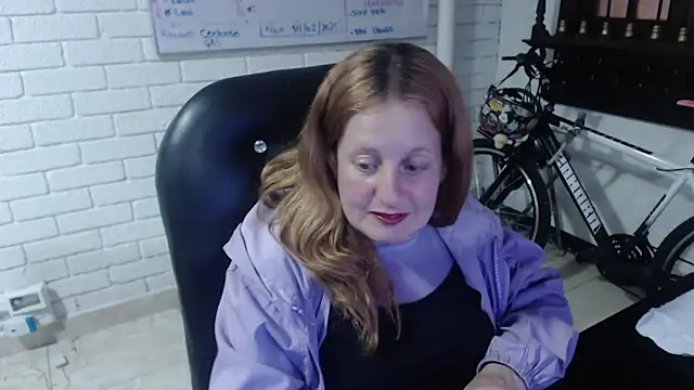 ViioletaMora online show from February 21, 4:29 am