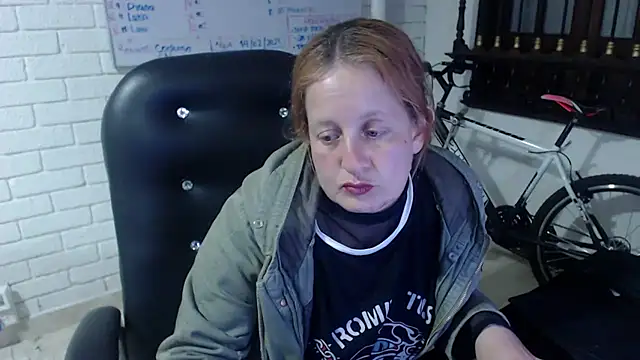 ViioletaMora online show from February 22, 9:56 am