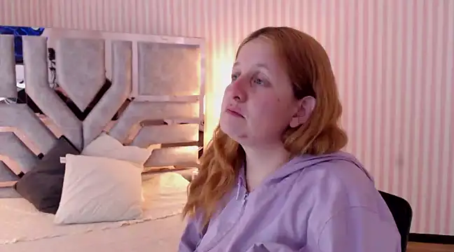 ViioletaMora online show from February 23, 8:55 pm