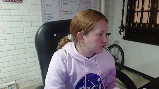 ViioletaMora online show from February 25, 3:09 am