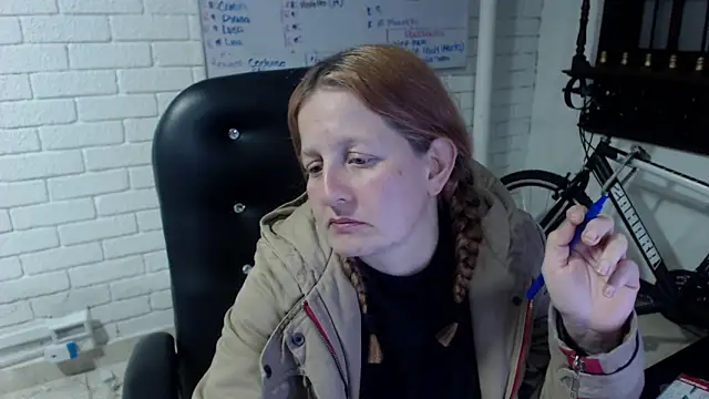 ViioletaMora online show from February 26, 9:42 am