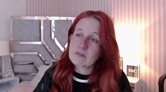 ViioletaMora online show from March 10, 8:01 pm