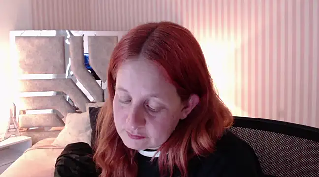 ViioletaMora online show from March 11, 2:21 am