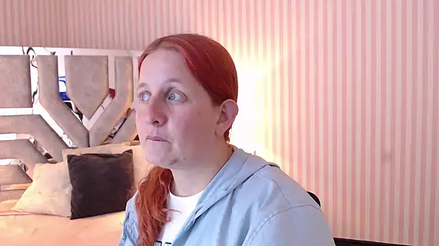 ViioletaMora online show from March 12, 8:20 pm