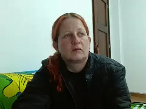 ViioletaMora online show from October 13, 5:07 am