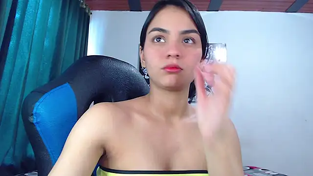 Ariel Zeo1 online show from December 13, 8:04 pm