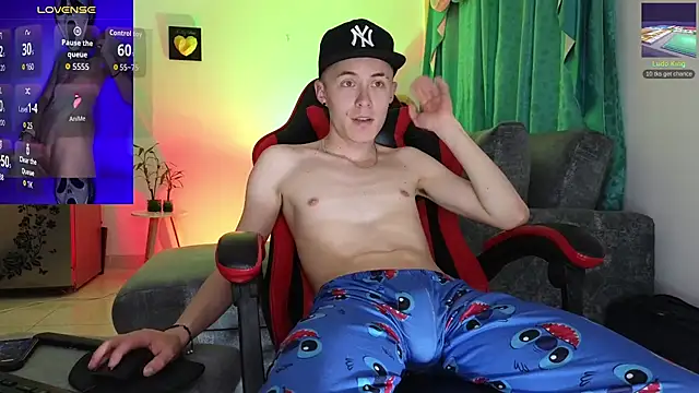 Elian Cooper online show from October 9, 1:03 am