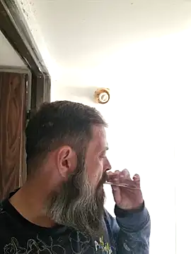 Snapshot of zefside42 chatting on December 16, 12:38 pm zefside42 online show from December 16, 12:38 pm