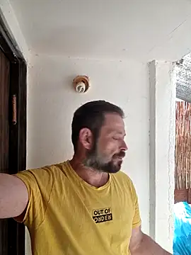 Snapshot of zefside42 chatting on October 8, 12:36 pm zefside42 online show from October 8, 12:36 pm