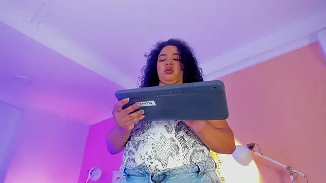 memphiswilliam online show from July 3, 9:27 am