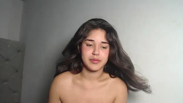 Snapshot of Melody_phillips2 chatting on November 11, 10:10 pm Melody phillips2 online show from November 11, 10:10 pm