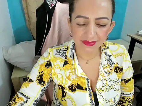 MonicaGarcia  online show from February 14, 10:38 am