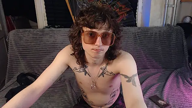 Snapshot of axxxturel chatting on May 31, 6:09 pm axxxturel online show from May 31, 6:09 pm