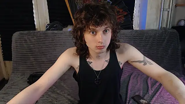 Snapshot of axxxturel chatting on June 1, 1:24 pm axxxturel online show from June 1, 1:24 pm