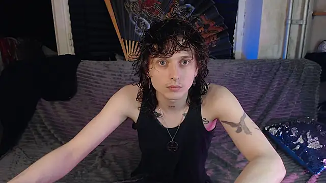 Snapshot of axxxturel chatting on June 6, 8:57 pm axxxturel online show from June 6, 8:57 pm